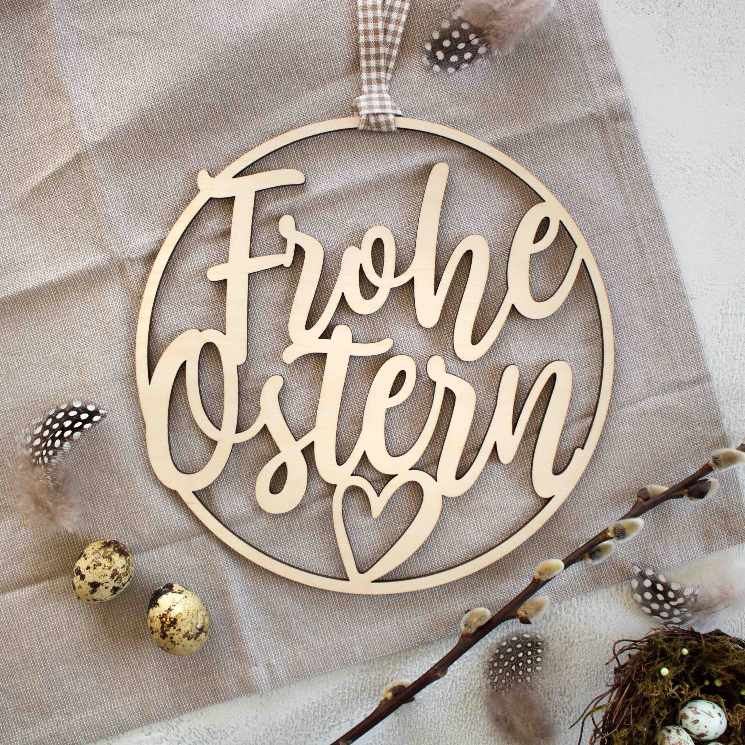 Holzkranz Frohe Ostern