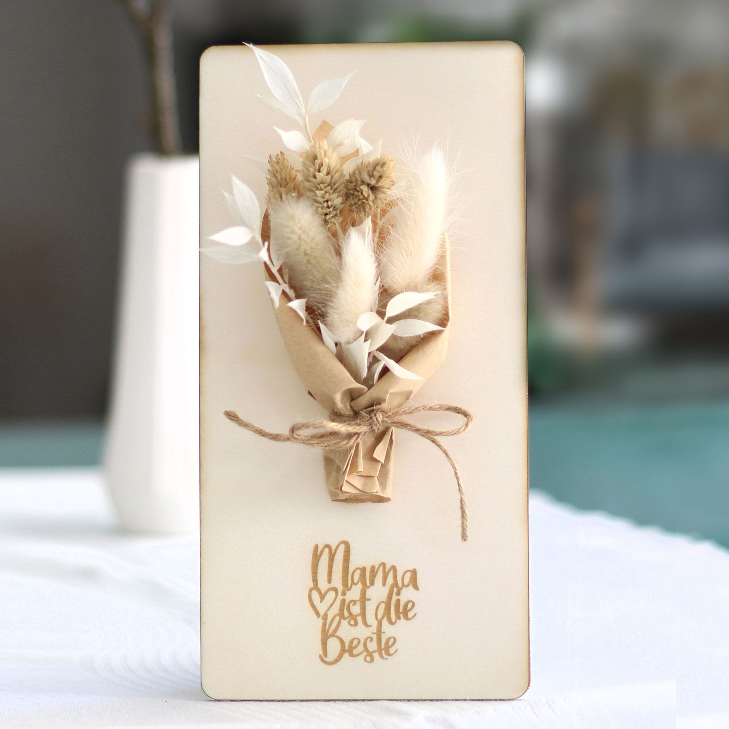 Holzkarte Trockenblumen zum Muttertag